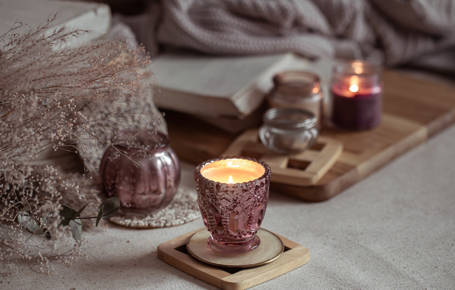 The Magic of Aroma Candles: How Scents Influence Mood and Wellbeing